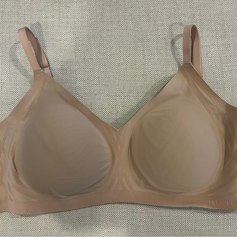 Honeylove Silhouette bra.